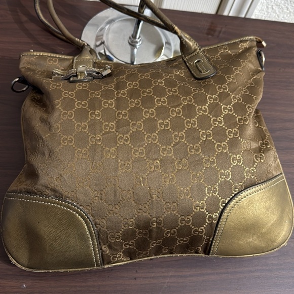 Gucci Monogram shoulder bag Interior - Picture 8 of 13